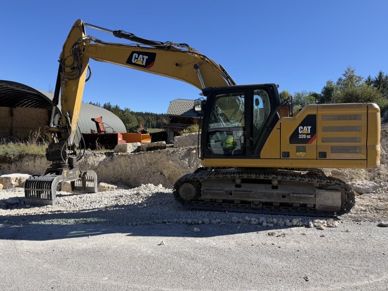 Pelle sur chenilles CATERPILLAR type 320 GC