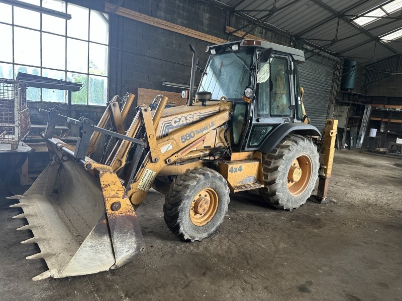 Tracto-pelle CASE type 580 Super LE